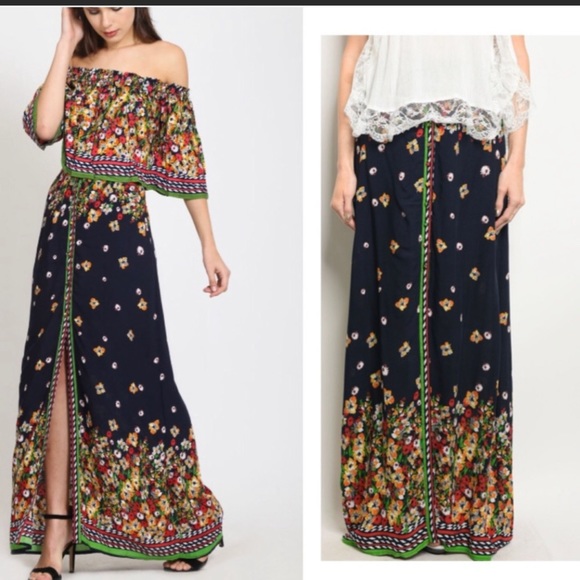 Boho Floral Off-Shoulder Floral Crop Top NWT - Picture 2 of 4